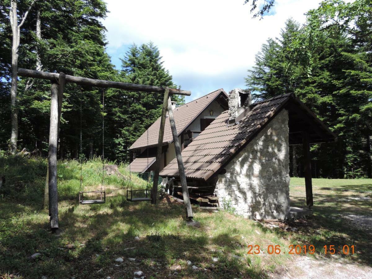 Guest House Nanos Vipava Exterior photo
