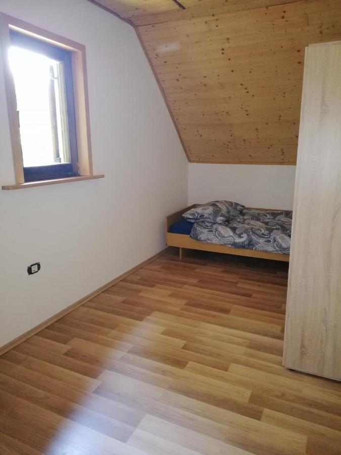 Guest House Nanos Vipava Exterior photo